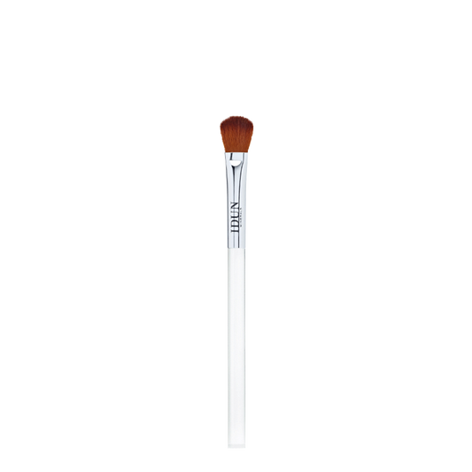 Angled blending brush