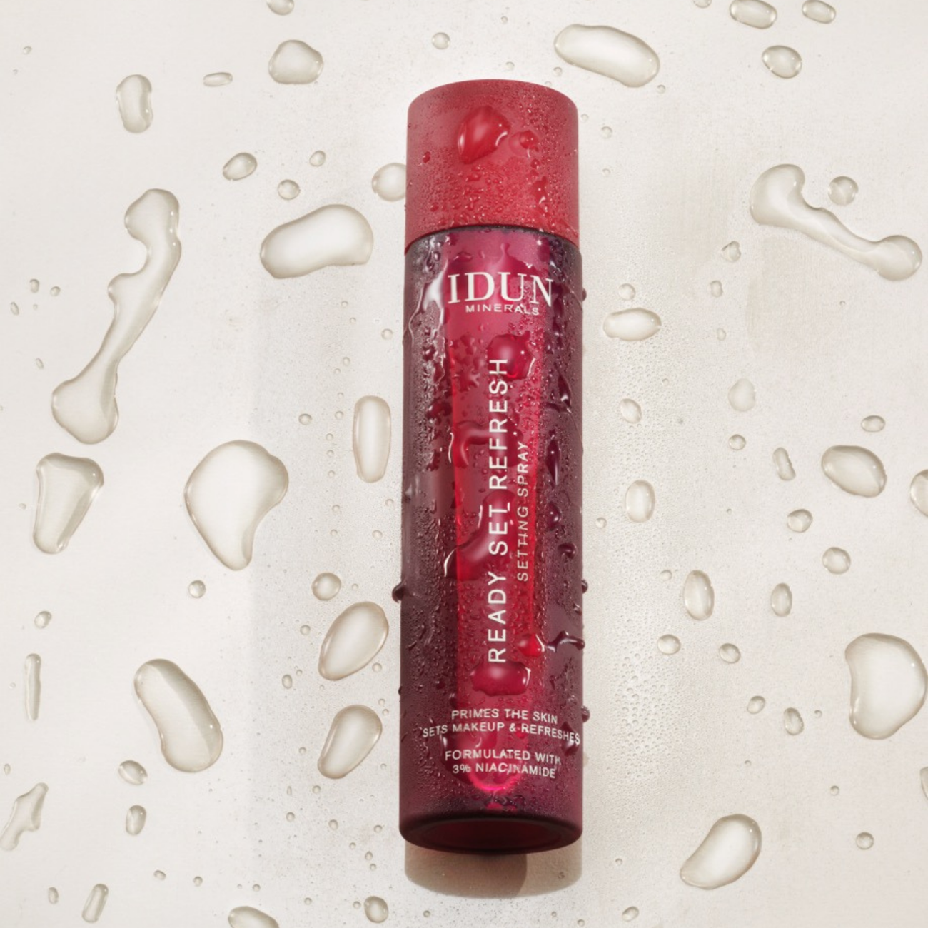IDUN Minerals vegan setting spray for long-lasting makeup, cruelty-free and skin-friendly