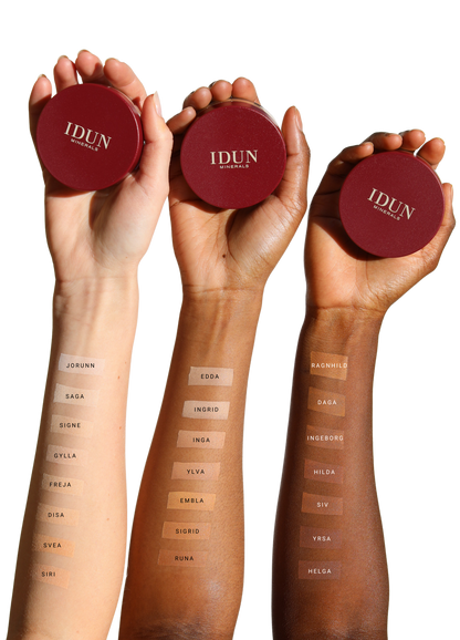 IDUN Minerals powder foundation, vegan and cruelty-free, for smooth, flawless coverage.
